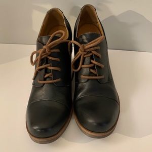 Kork-Ease Estella Block Heel Ankle Bootie 8.5